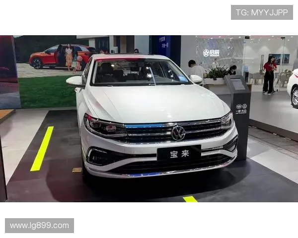 10万买德系家轿是亏还是赚？实测宝来：省油能装但吵得像拖拉机？